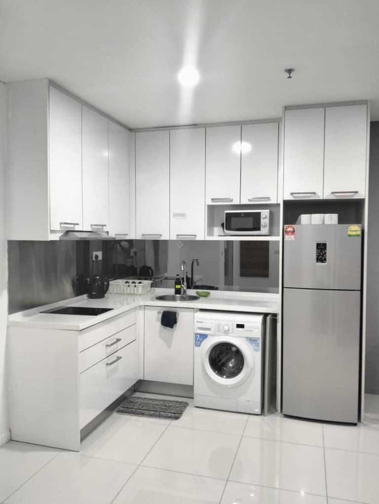 Signature Apartment At Mercu Summer Suites Klcc 쿠알라룸푸르 외부 사진